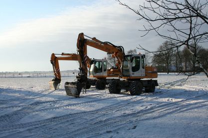 Loonbedrijf van de Meent grondwerk Hilversum Kraan